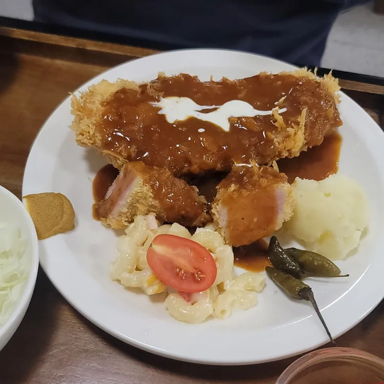 탐돈 대표 사진