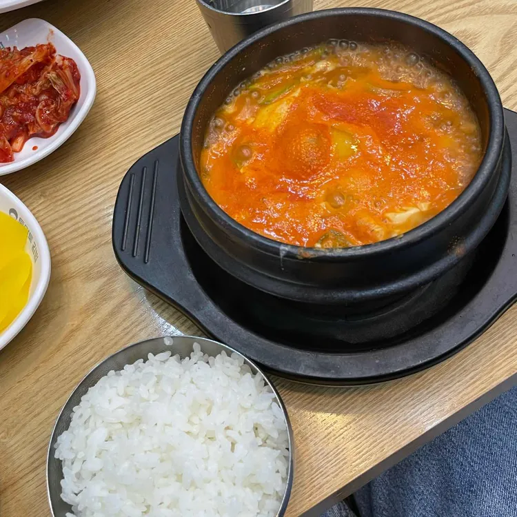 토마토김밥 대표 사진