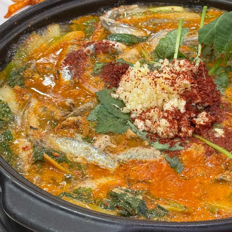 거제멸치쌈밥 대표 사진