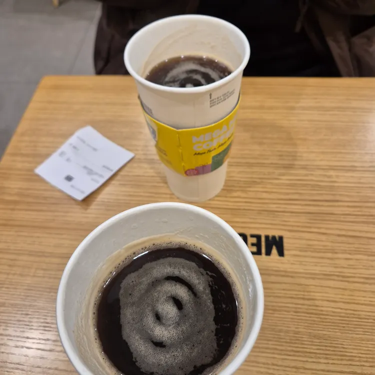 메가커피 사진 2