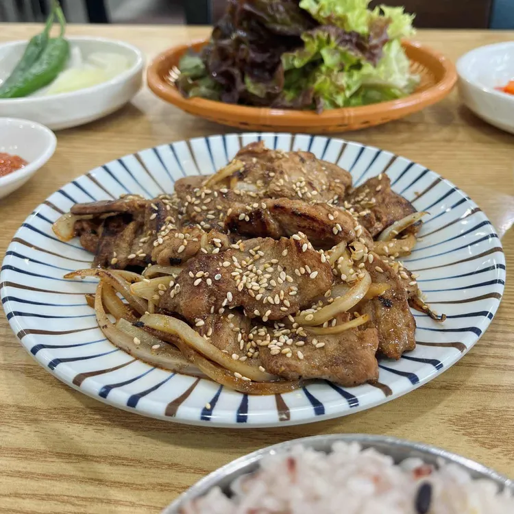 남동수라 대표 사진