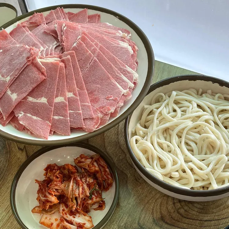 등촌샤브칼국수 대표 사진