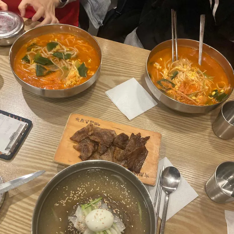 육쌈냉면 대표 사진