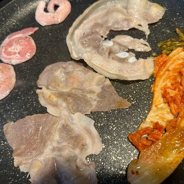 고기의 정답 대표 사진