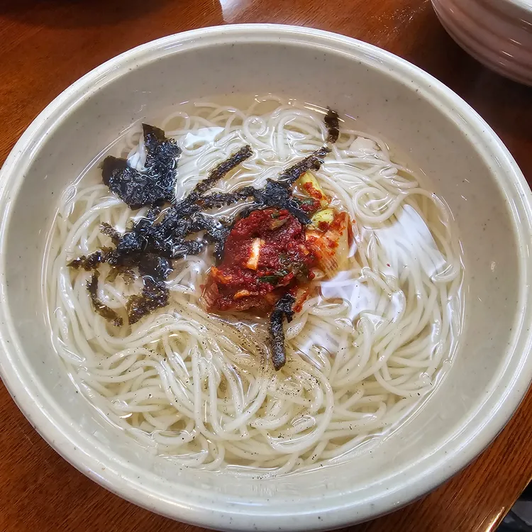 명동할머니국수 사진 1