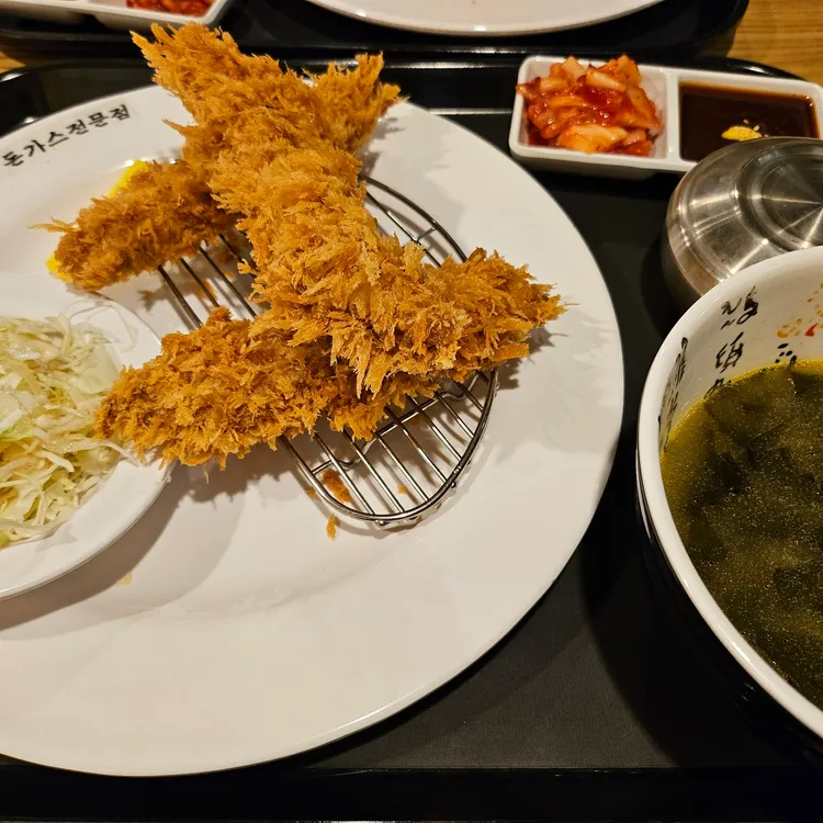 이세돈가스 대표 사진