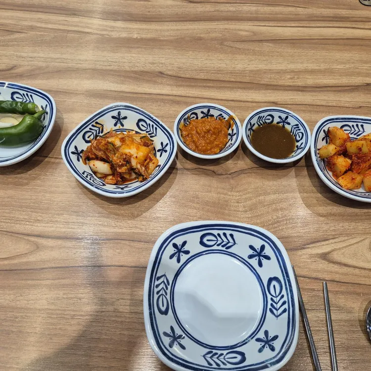 진국정 대표 사진