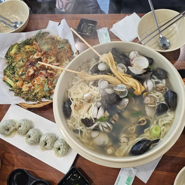 탑 해물칼국수 대표 사진