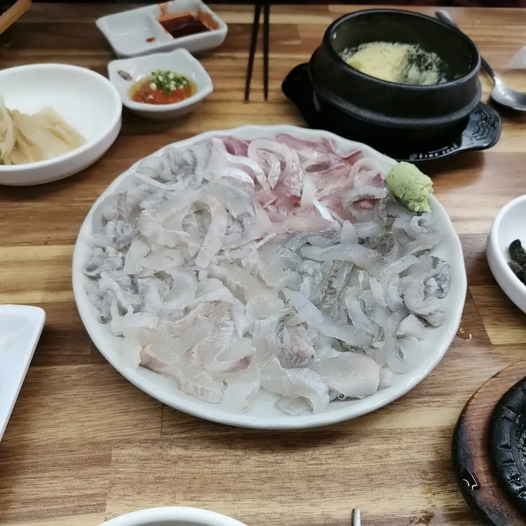 서민회집 대표 사진