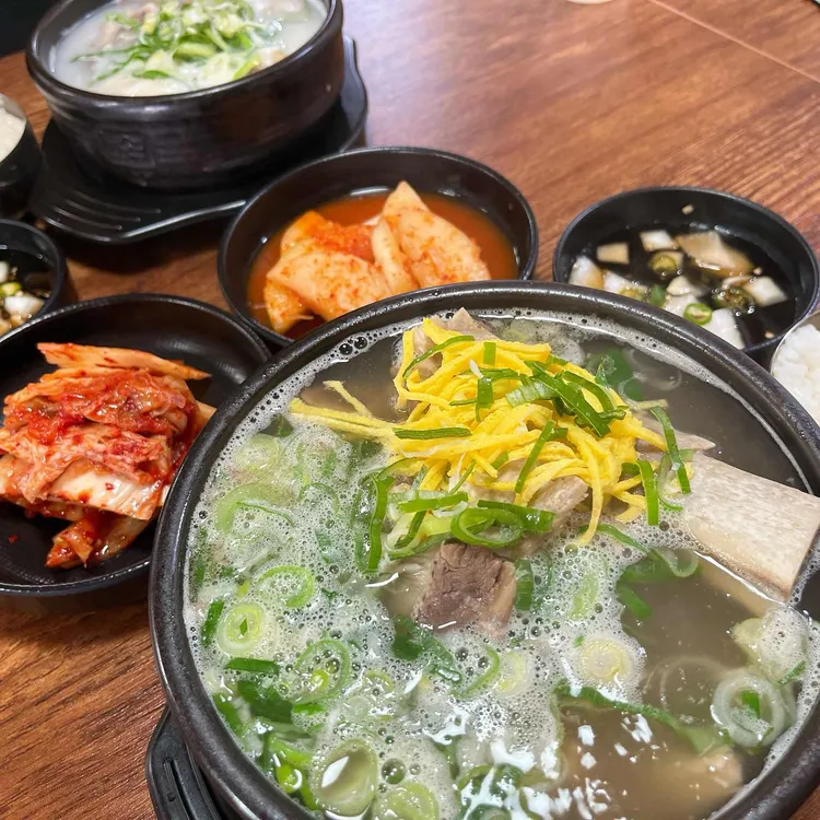 반월옥 사진 1