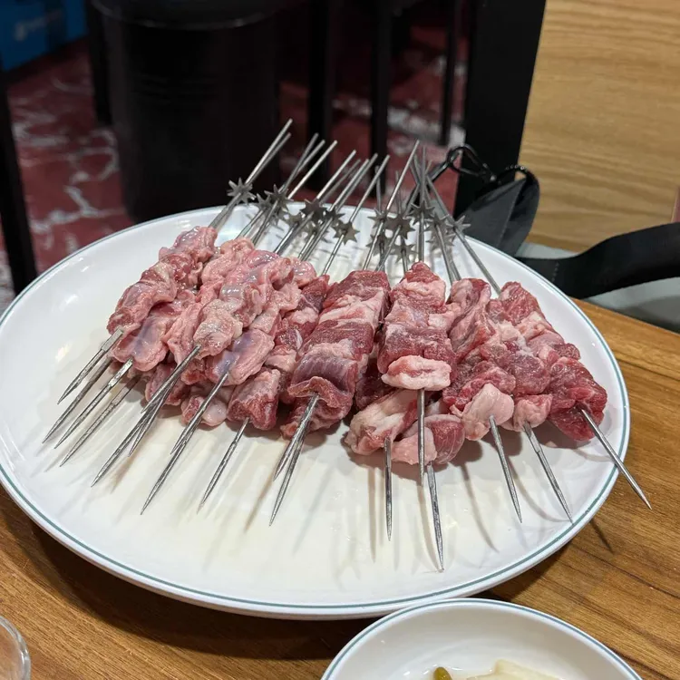 한성대 양꼬치 대표 사진