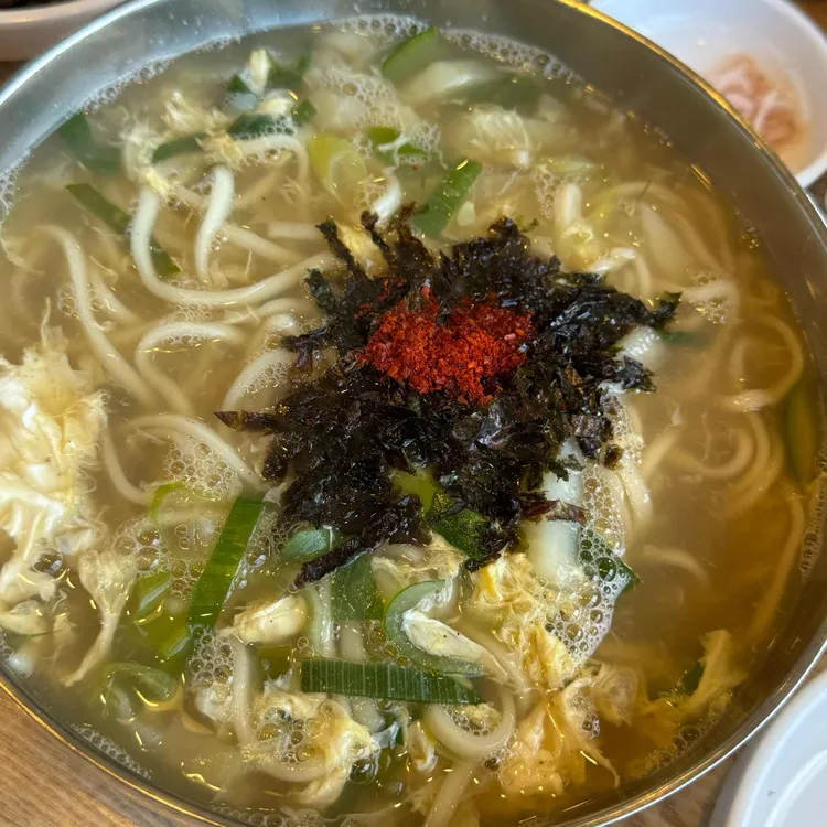 충무칼국수보쌈 대표 사진
