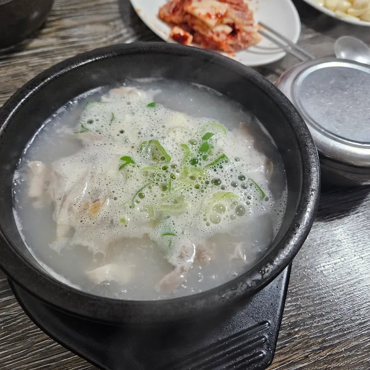 밀양돼지국밥 대표 사진