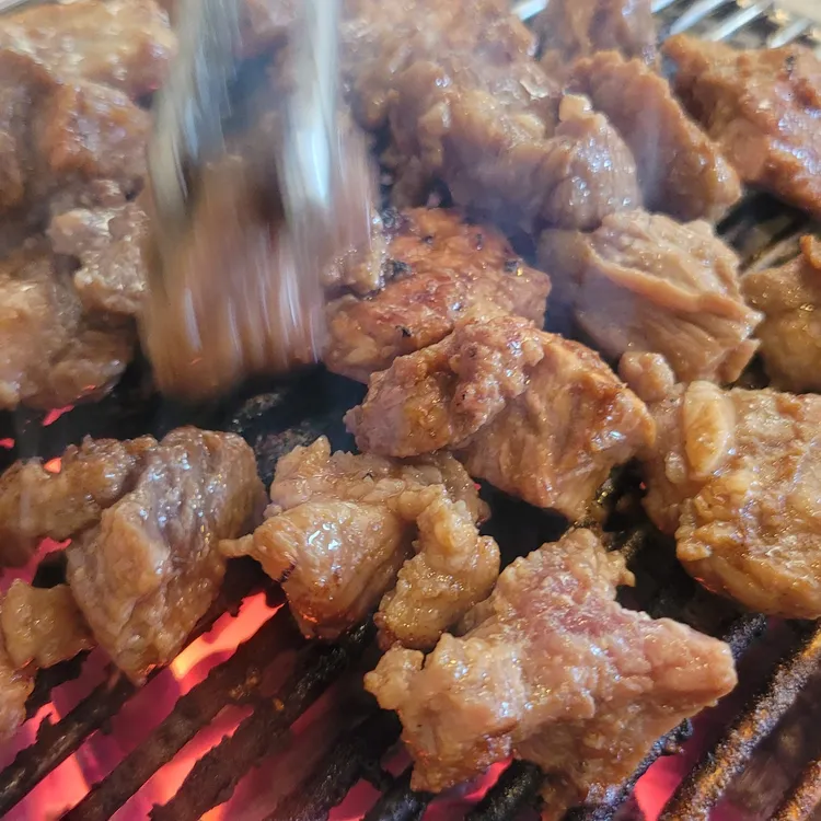 암돼지와 꽃등심 대표 사진
