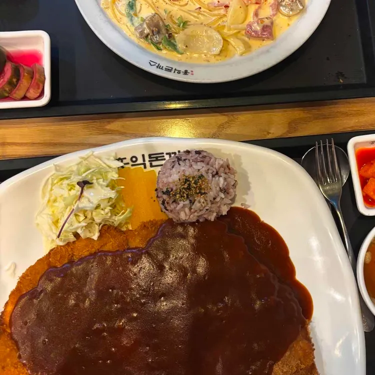 홍익돈까스 대표 사진