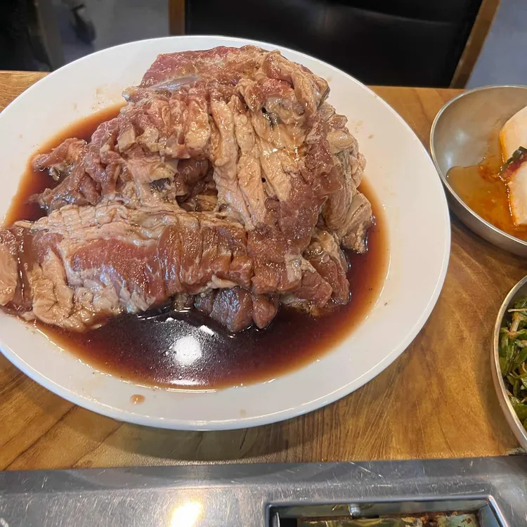 옛날숯불갈비 대표 사진