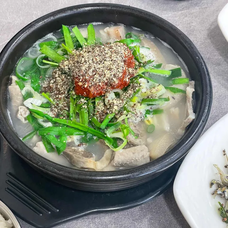 돌산집 한우소머리국밥 사진 2
