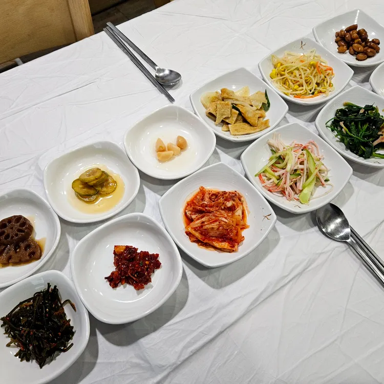 동해돌솥밥 대표 사진