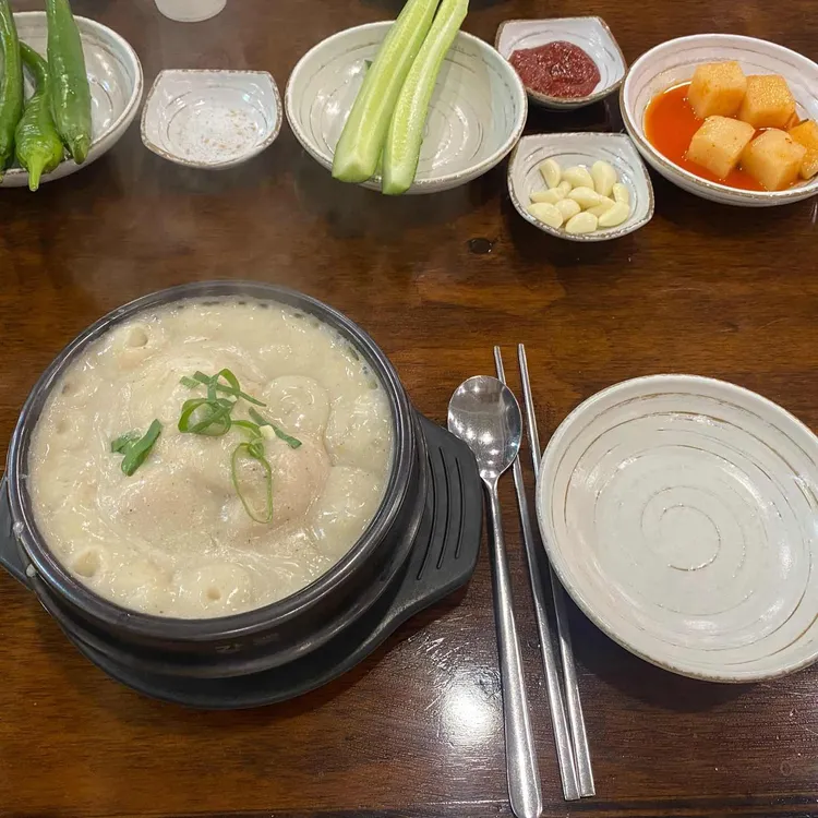 예담삼계탕 대표 사진