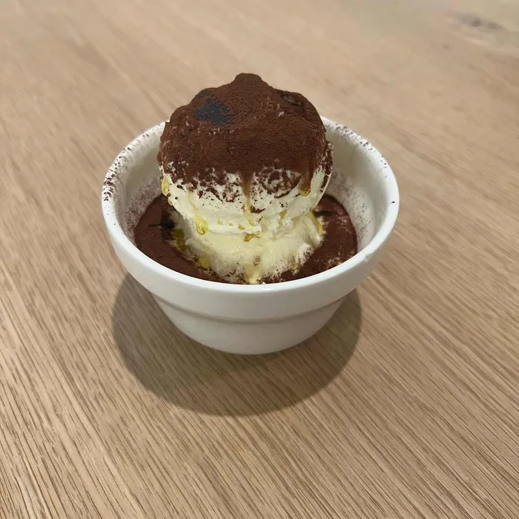 헤일로로스터스 대표 사진