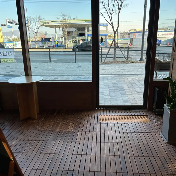 더블유스타일 대표 사진