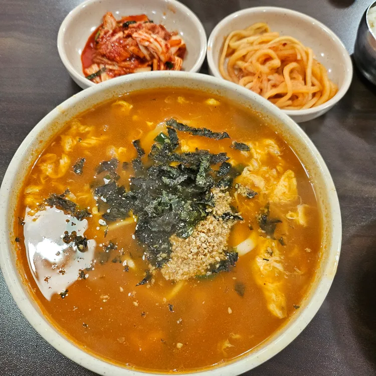 속초한성장칼국수 대표 사진