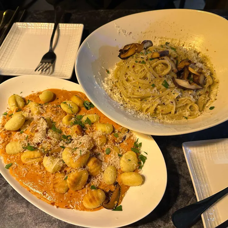 BISTRO 남오 대표 사진