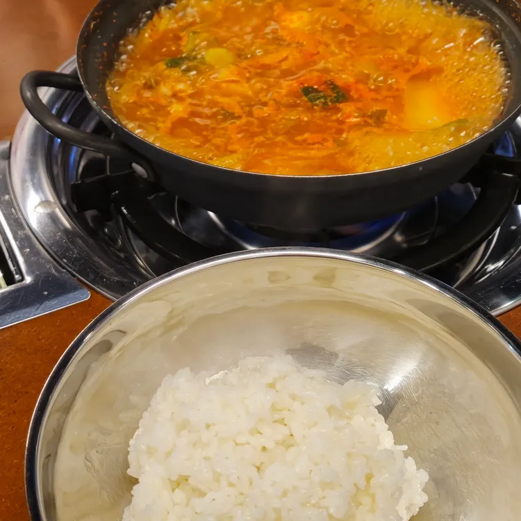 백채김치찌개 대표 사진