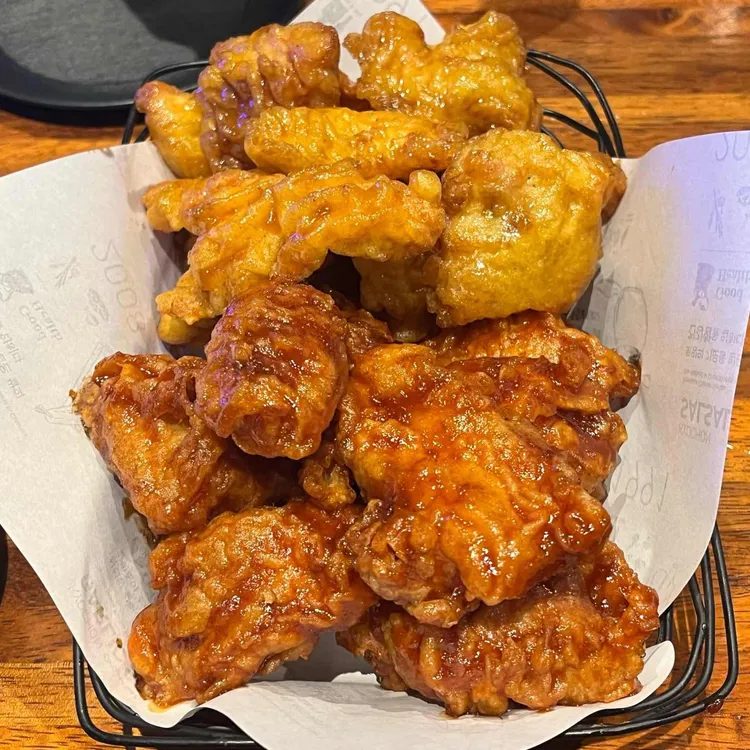 교촌치킨 사진 2
