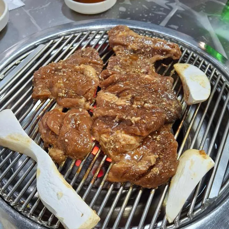 돈비촌 대표 사진