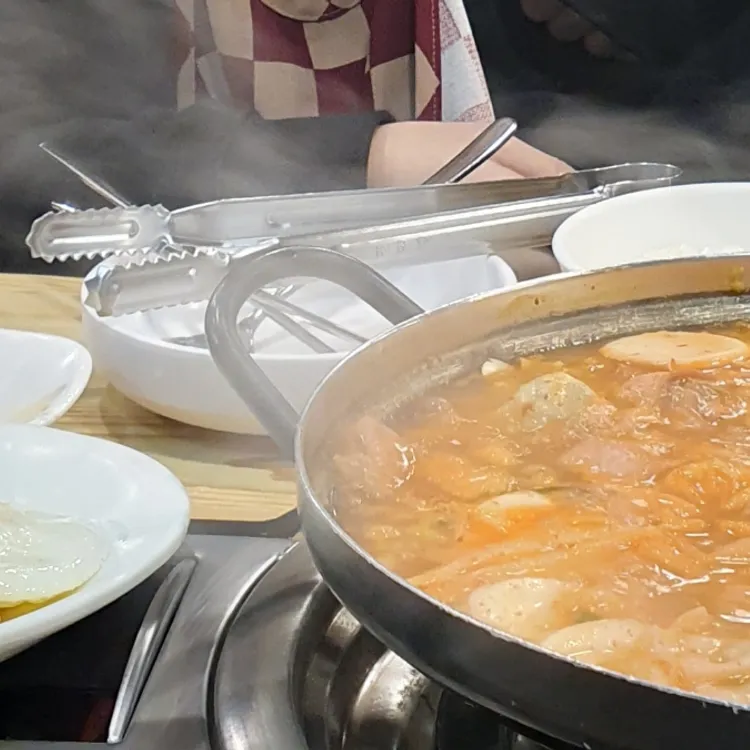 신사부대찌개&품격삼겹살 대표 사진
