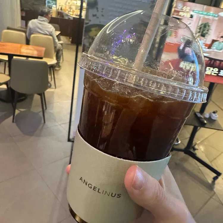 엔제리너스 사진 1