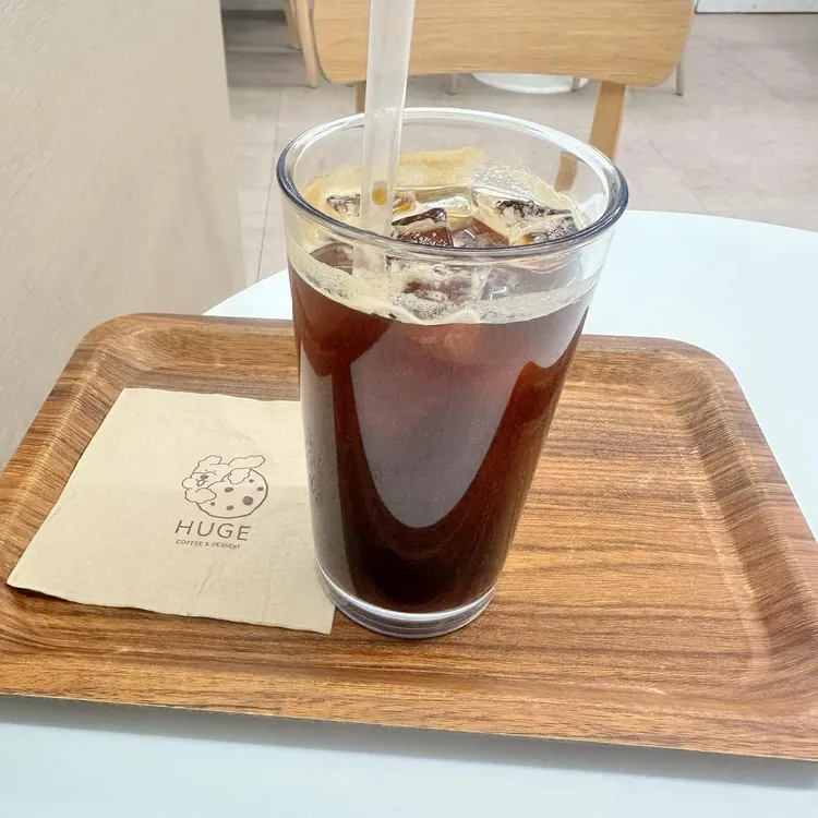 카페 휴즈 대표 사진