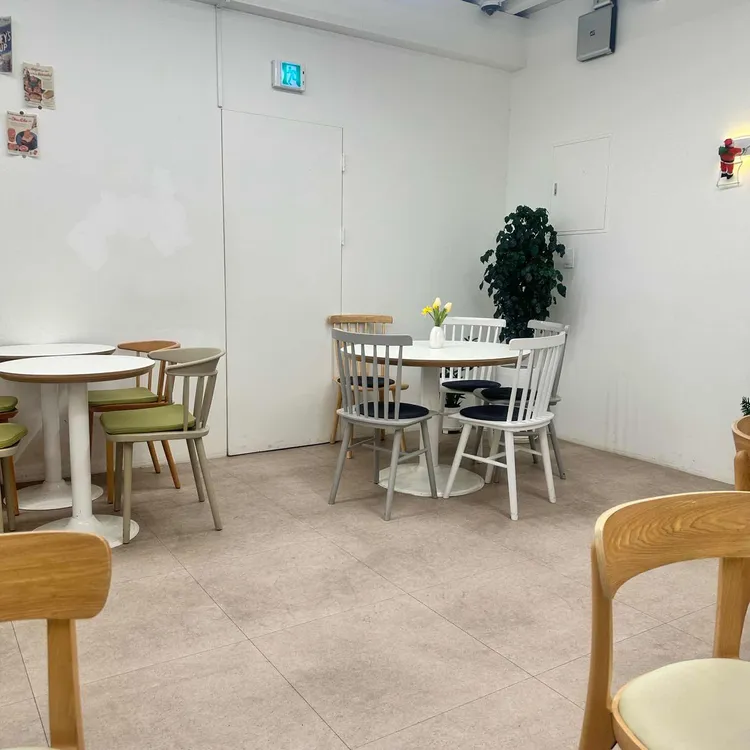 카페 휴즈 대표 사진