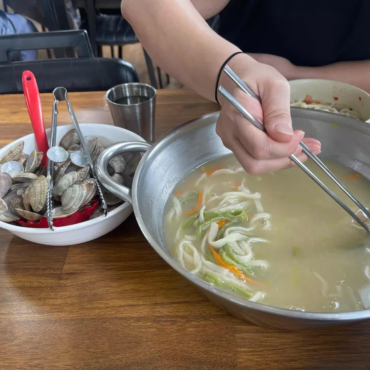 황금칼국수 대표 사진