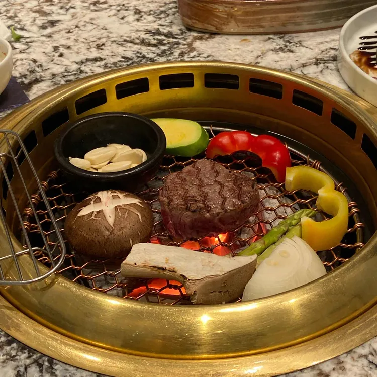 모연 대표 사진
