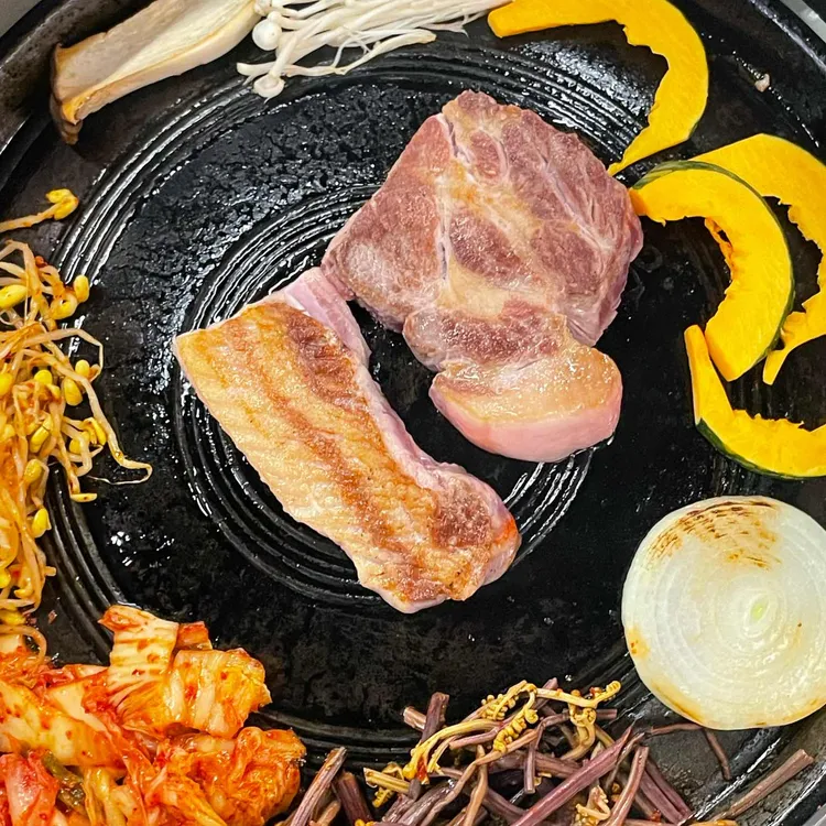 상구네솥뚜껑삼겹살 대표 사진