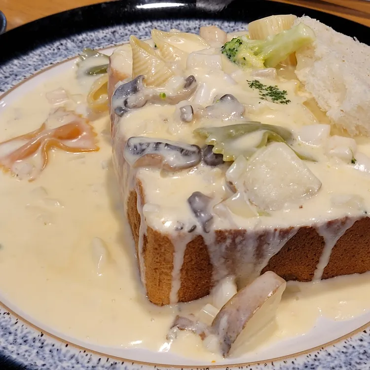 쏘렐라 대표 사진