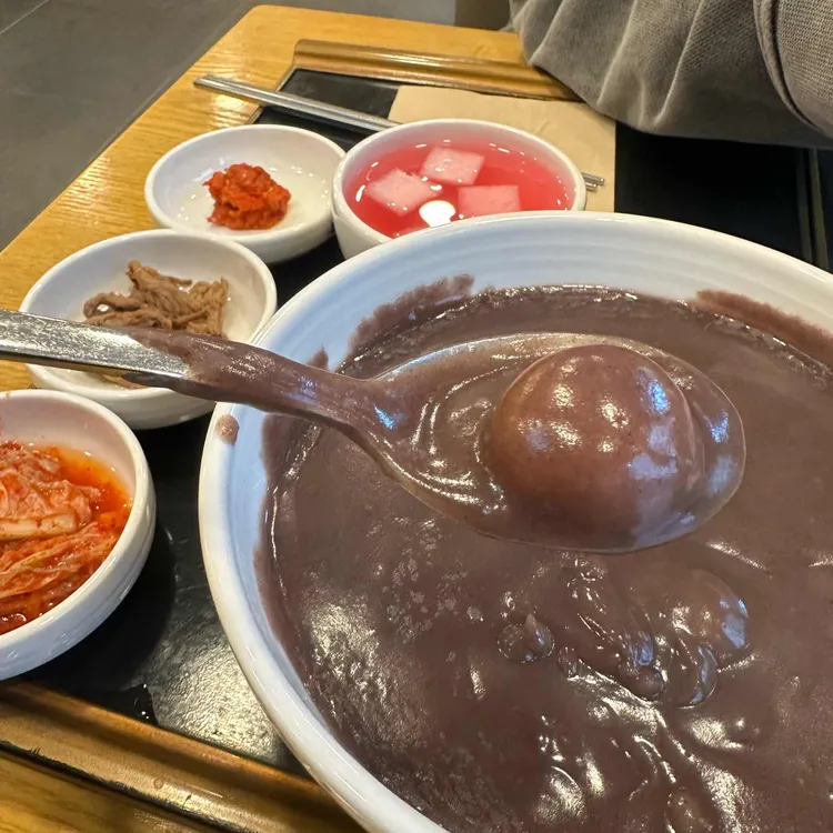 본죽 대표 사진