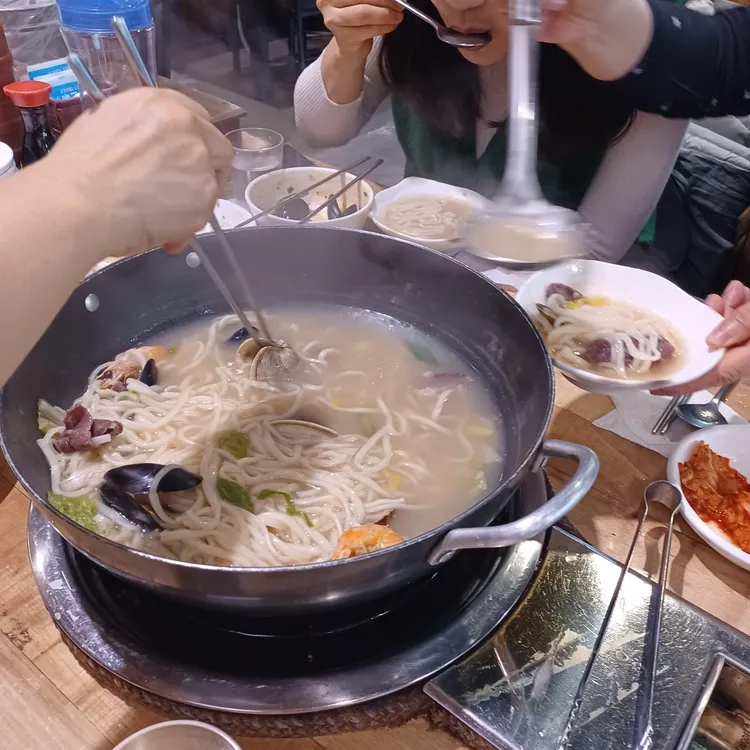 택이네조개전골 대표 사진