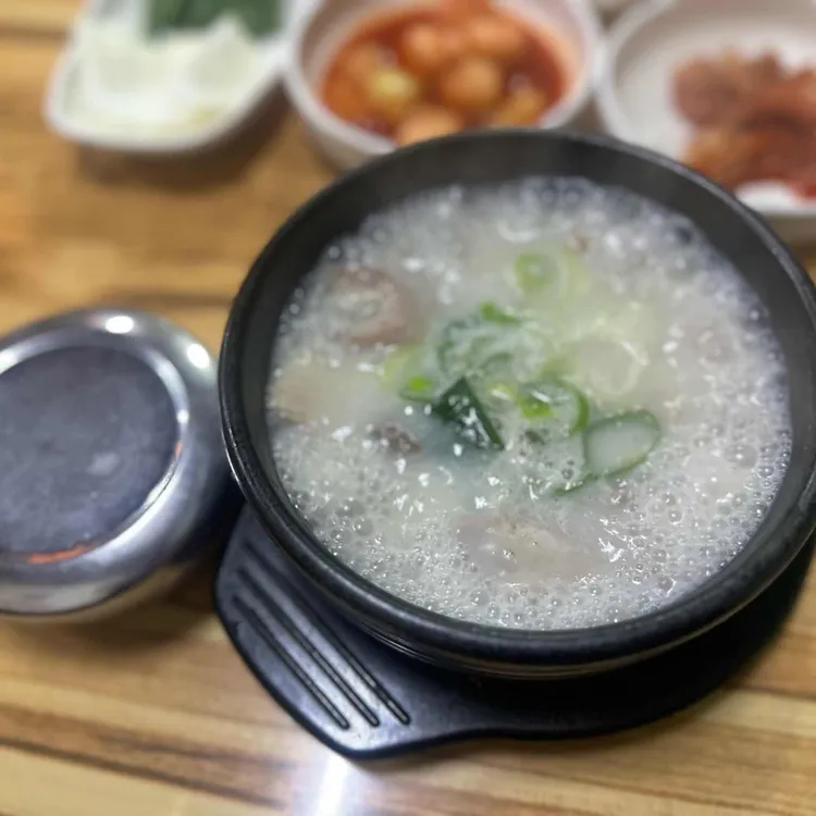 서현가마솥순대국 대표 사진