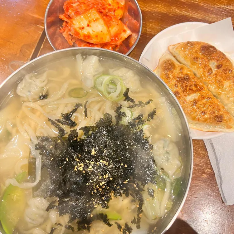 산까치냉면 대표 사진