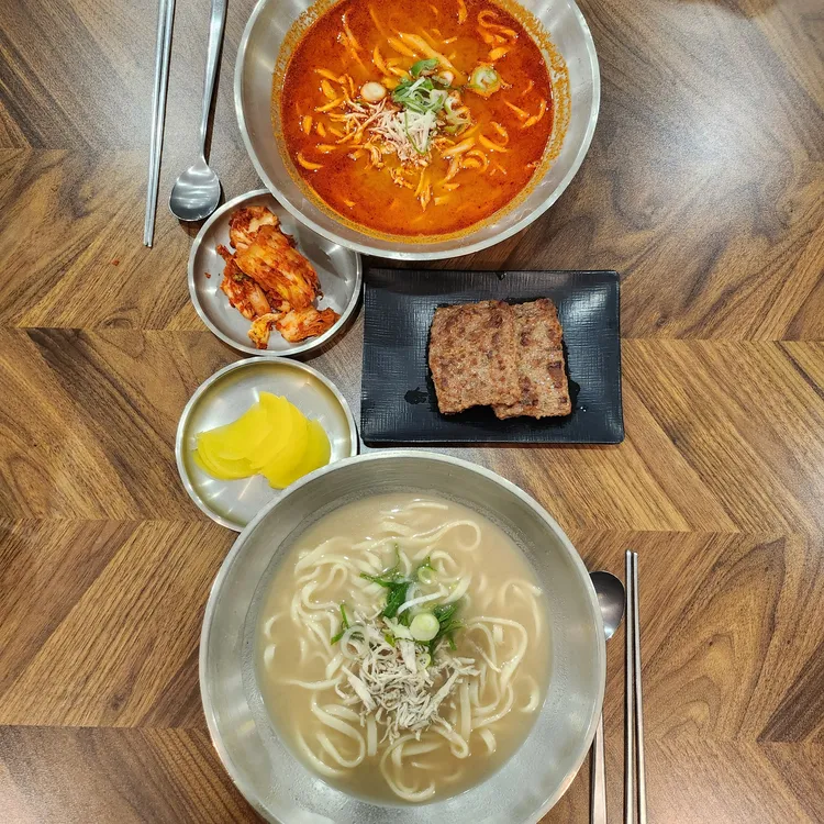 한끼닭칼국수 대표 사진
