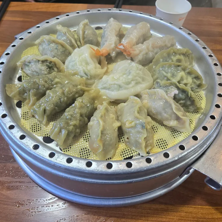 솔밭만두 대표 사진