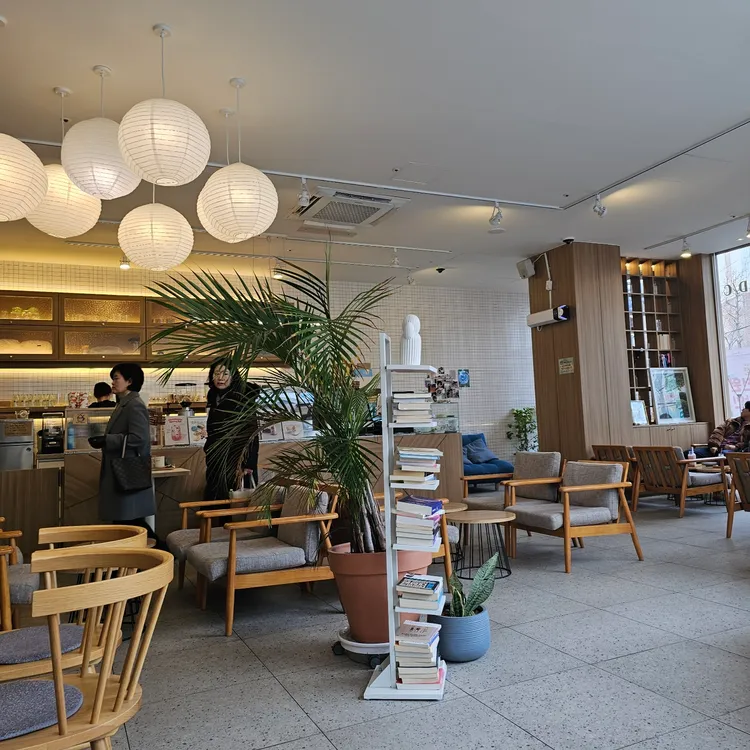 카페동네 대표 사진