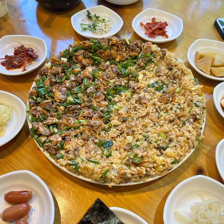강릉엄지네꼬막집 대표 사진