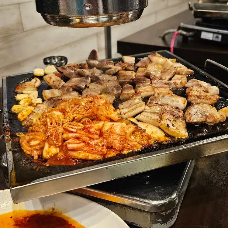 솔밭삼겹살 대표 사진