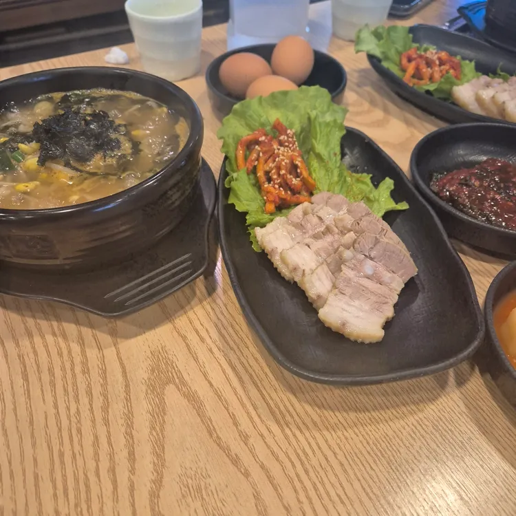 굴다리 전주 콩나물국밥 대표 사진