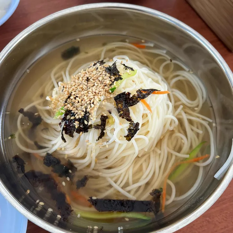망향비빔국수 대표 사진