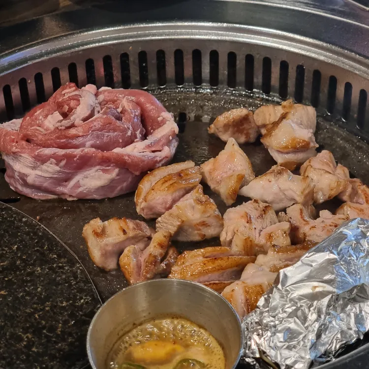 돼지집딸 대표 사진